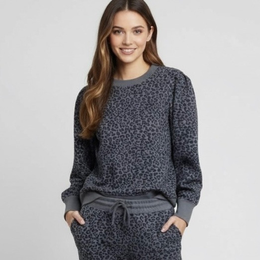 NEW Rails Marcie Cheetah Sweatshirt Women Small Gray Charcoal Animal Print FLAW